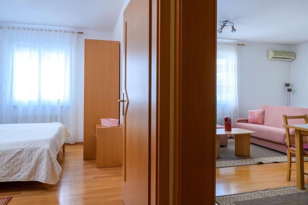 Apartment Sunce Пула Экстерьер фото